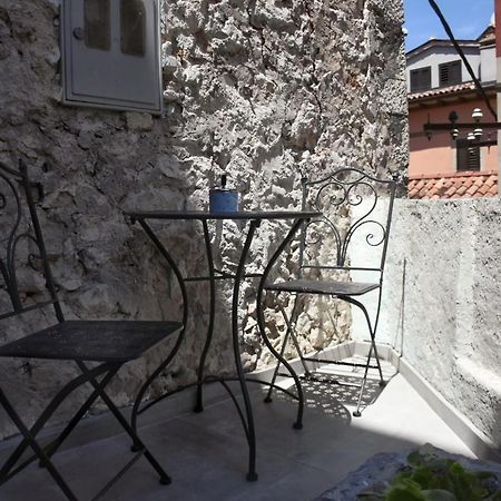 Modern Stairs Appartement Rovinj Buitenkant foto