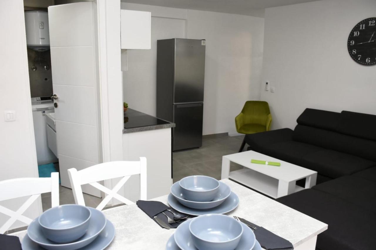 Modern Stairs Appartement Rovinj Buitenkant foto